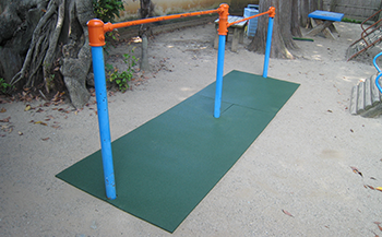 リサイクルゴムチップ製品ラバーチップマット10mm